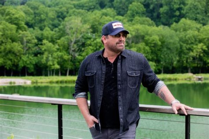 Lee Brice Net Worth - Wiki, Age, Weight and Height, Relationships, Family, and More