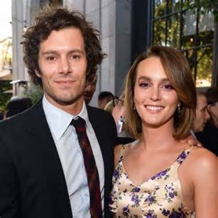 Leighton Meester & Adam Brody Adding New Member to Their Family! Expecting a Second Child