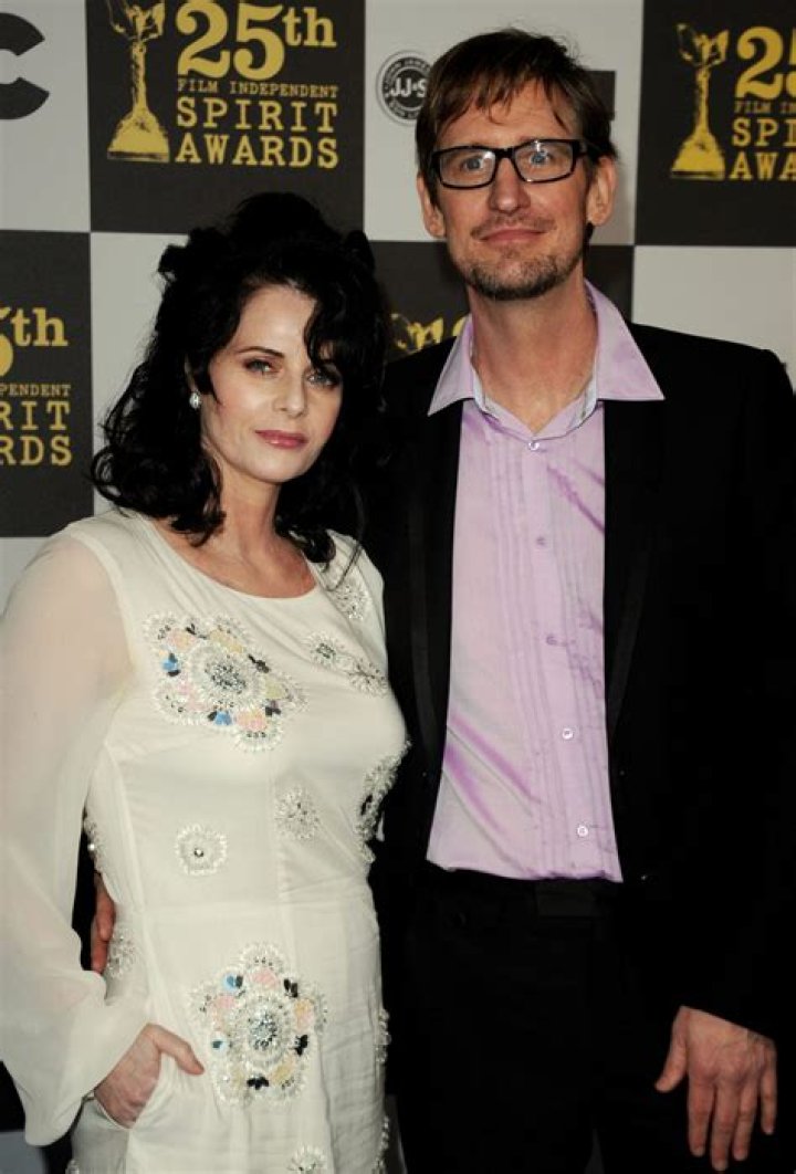 Lisa Blount Net Worth - Wiki, Age, Weight and Height, Relationships, Family, and More