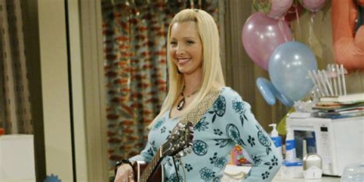 Lisa Kudrow on Friends’ all white cast: ‘it should be looked at as a time capsule’