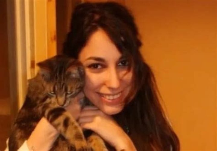 Loli the cat returns after missing for 12 years