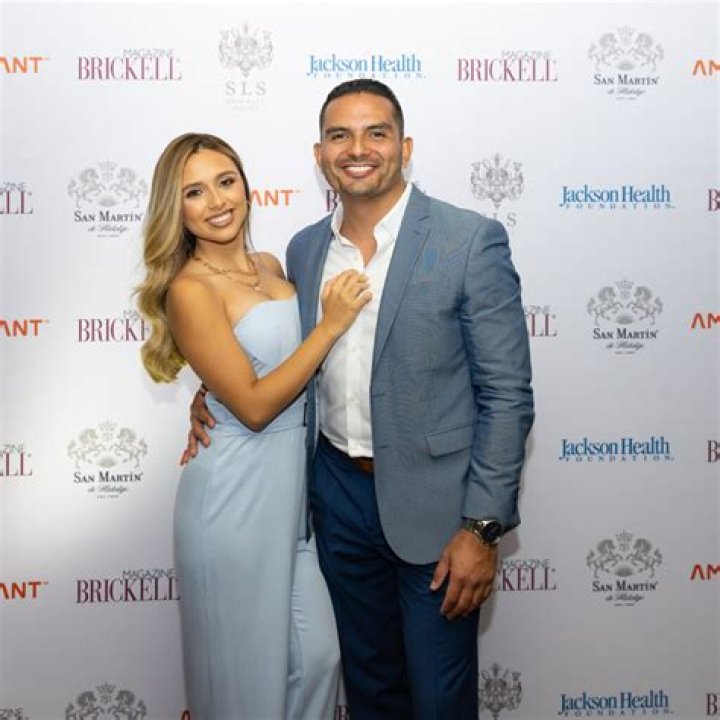 Maria Cardona Husband, Children, Salary, Net Worth, Height, Bio