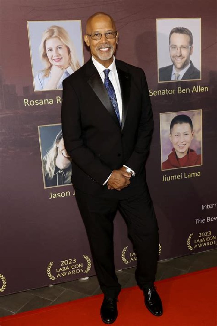 Michael Warren Net Worth - Wiki, Age, Weight and Height, Relationships, Family, and More