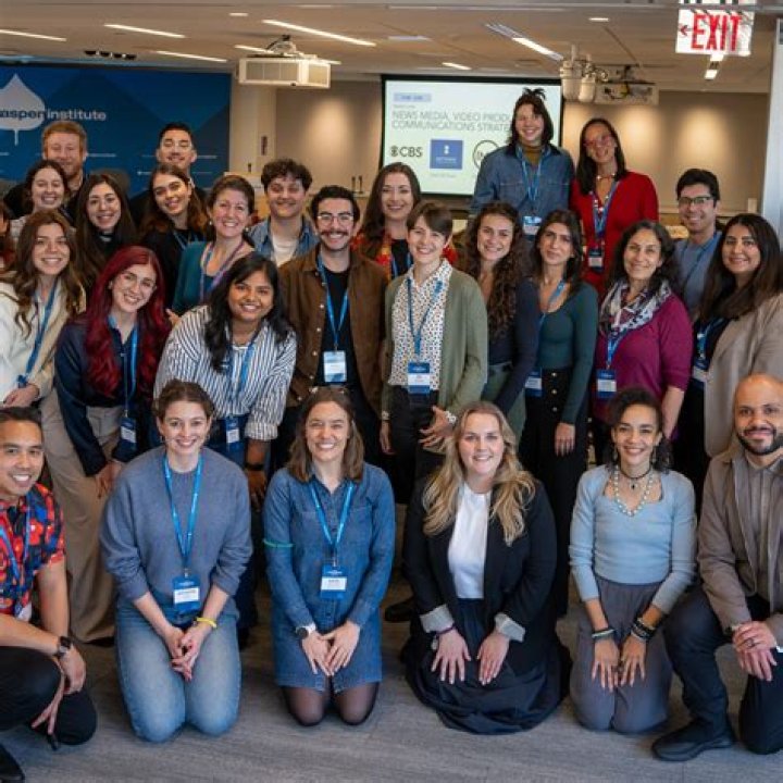 Moses Martin Personal Life, Girlfriend, Parent's Married & Divorce, Net Worth