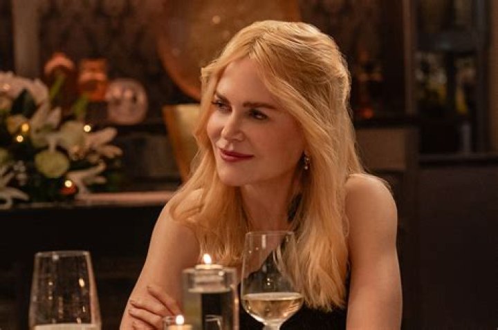 Nicole Kidman doesn’t ‘have a big social life, I have my work & my family’
