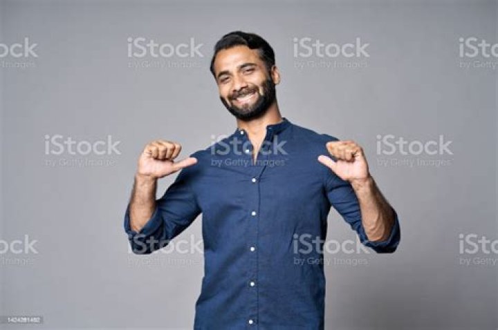 Owen Wilson is dating model who brags about getting free vacations from guys