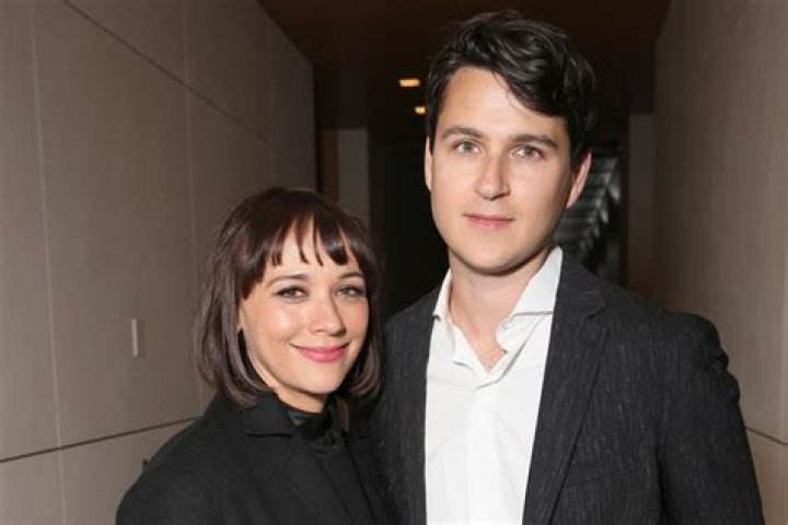 Rashida Jones had a baby last month and kept it quiet