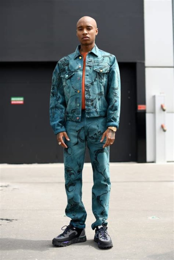 Rejjie Snow Net Worth - Wiki, Age, Weight and Height, Relationships, Family, and More