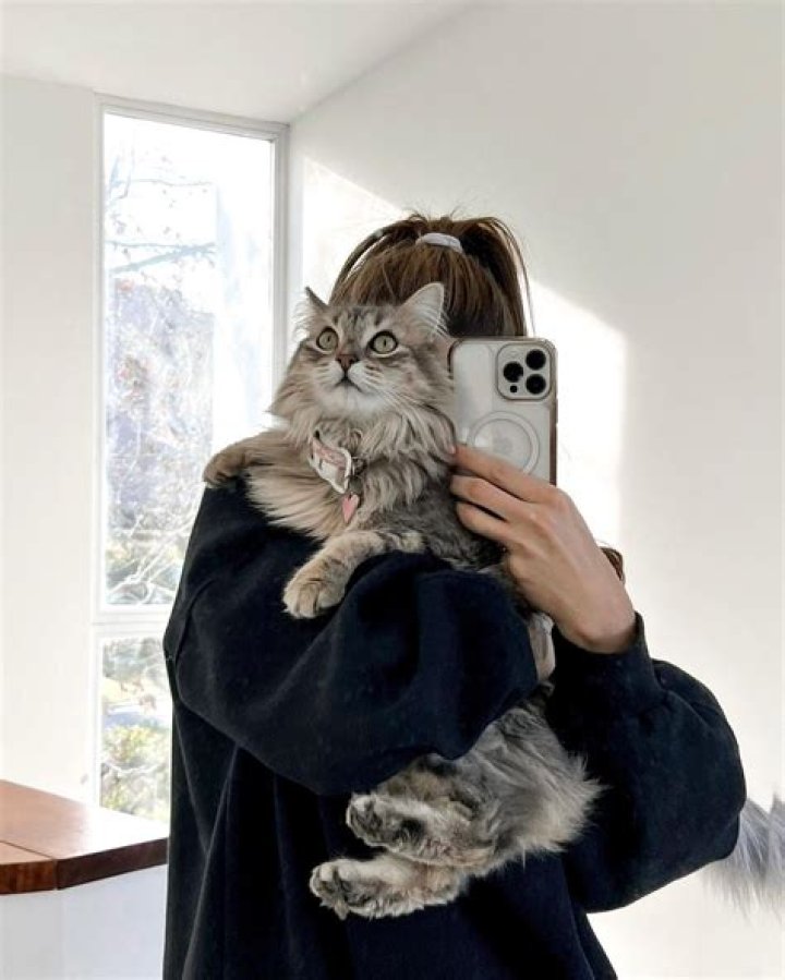 Romina Malaspina Pets - Celebrity Pets