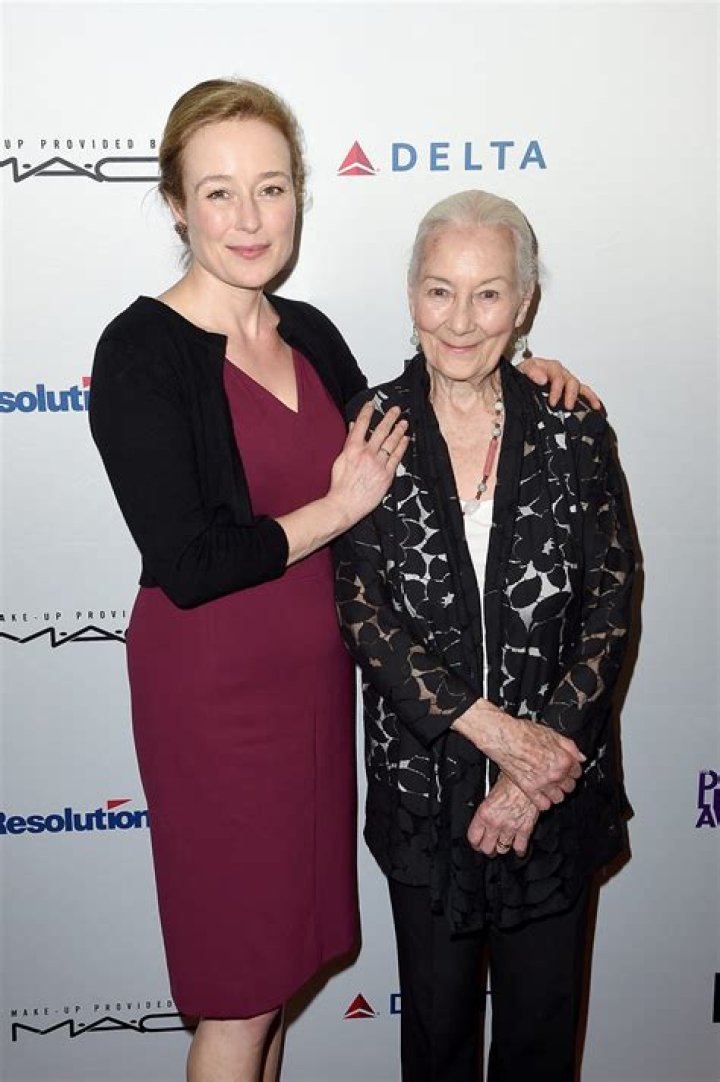 Rosemary Harris Net Worth - Wiki, Age, Weight and Height, Relationships, Family, and More