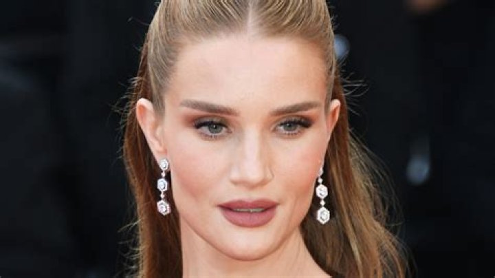 Rosie Huntington-Whiteley: “I was a bit of an Ugly Betty when I was 15”