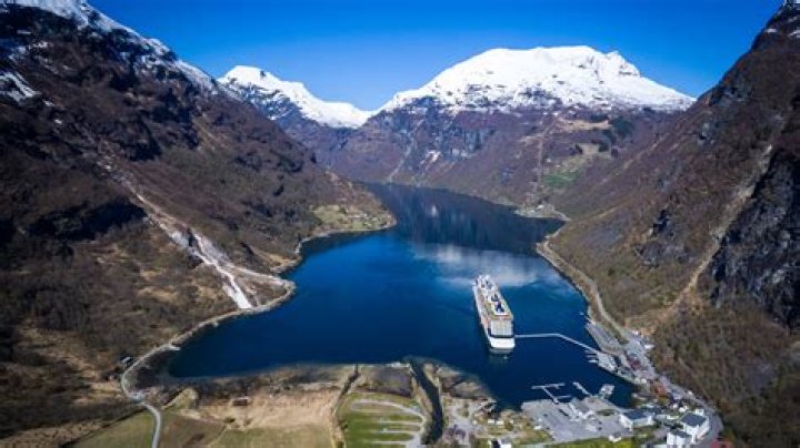 Rotterdam Cruises: Best Cruises From Rotterdam