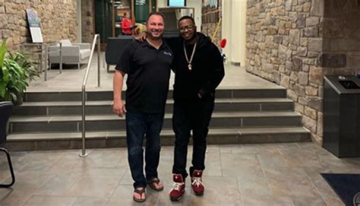 Saigon, Larry Meistrich Launch Charity for Youth