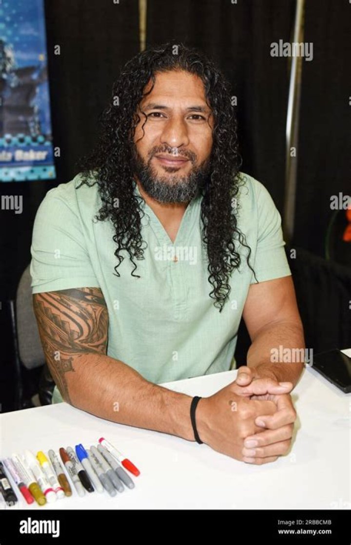 Sala Baker Height - CelebsHeight.org