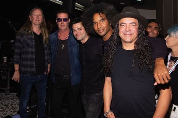 Sean Kinney Net Worth - Wiki, Age, Weight and Height, Relationships, Family, and More