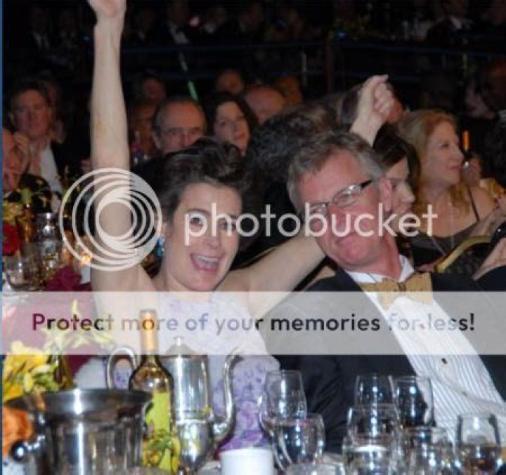 Sean Young forcibly removed from awards ceremony