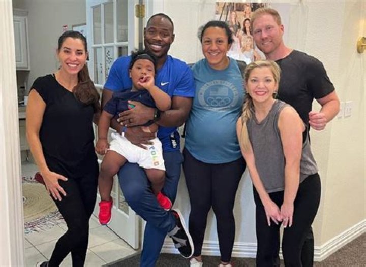 Seth Meyers Net Worth - Wiki, Age, Weight and Height, Relationships, Family, and More