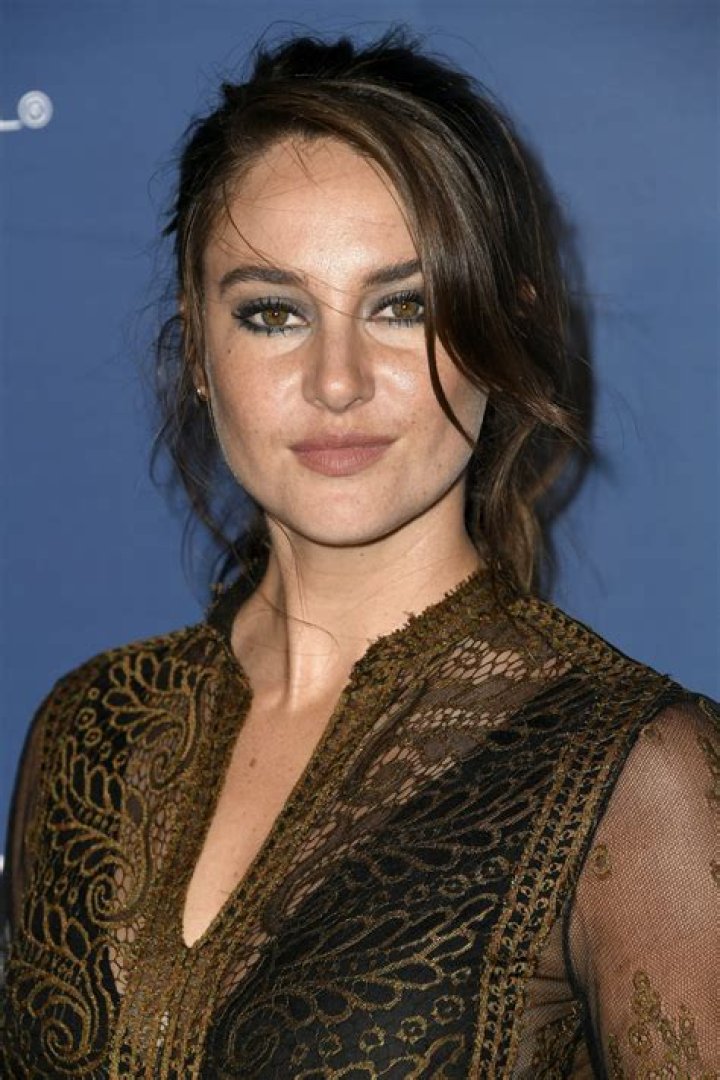 Shailene Woodley Net Worth - Wiki, Age, Weight and Height, Relationships, Family, and More