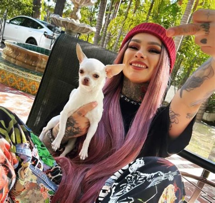 Snow Tha Product Pets - Celebrity Pets