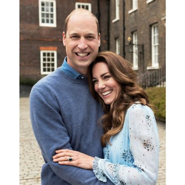 The Duke & Duchess of Cambridge released their tenth anniversary portraits