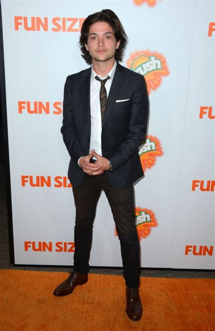 Thomas McDonell Net Worth - Wiki, Age, Weight and Height, Relationships, Family, and More