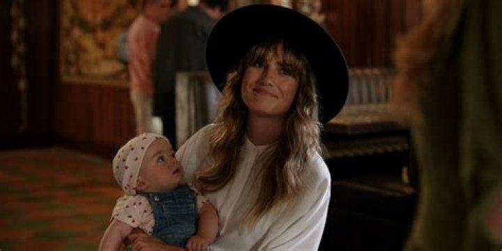 Who's the father of Charmaine's baby twins in Virgin River season 4?