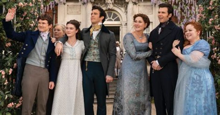 Who do the Bridgerton siblings marry in the books?