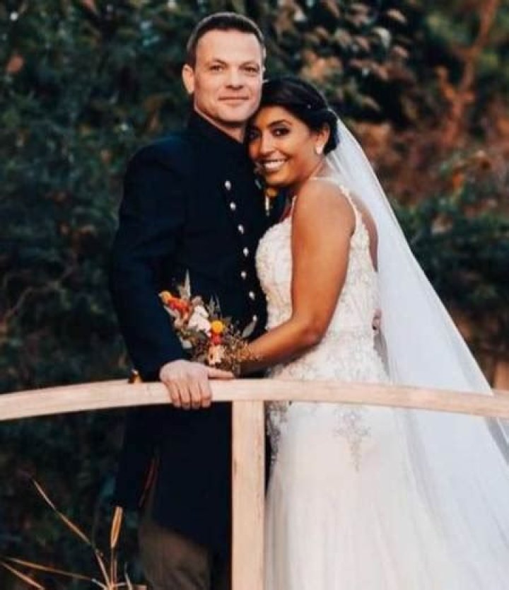 Who Is Actress Sunetra Sarker Husband? Her Son