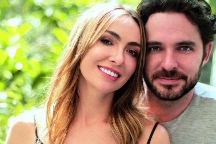 Who is Colombian Actor Manolo Cardona's Wife? Know His Wife, Movies, Height, Netflix, Series, Net Worth, & More.