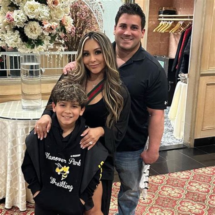 Who is Jersey Shore's Star Dating Now? Know About His Dating History