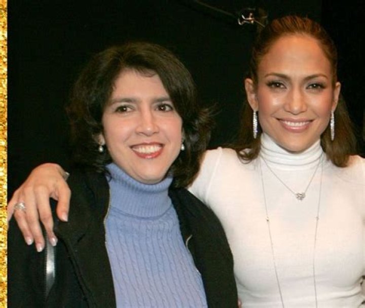 Who Is Leslie Lopez, JLO Sister? Wikipedia Bio Parents And Age