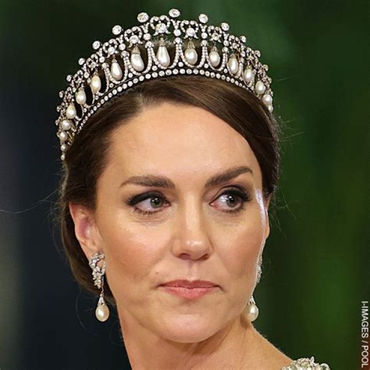 Why didn’t Duchess Kate wear a tiara for her birthday portraits?