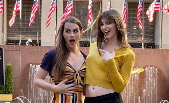 Zooey Zephyr Husband – Is She Married? Parents Family And Ethnicity